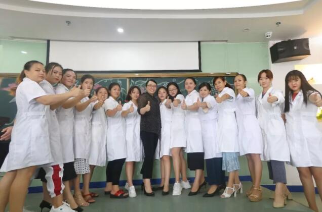 香蕉视频黄色片美雅香蕉在线观看学校