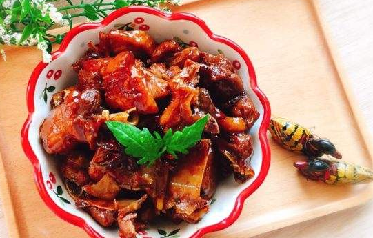 鸭肉不能和什么一起吃